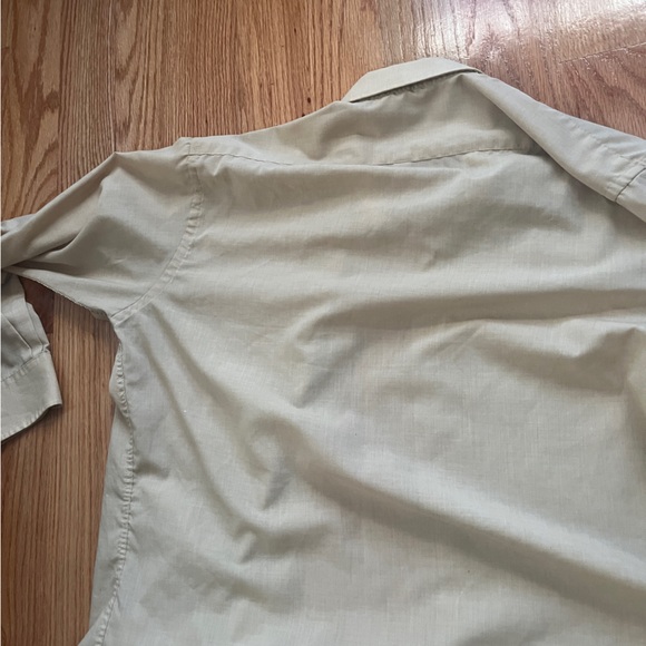 beige/tan pierre cardin button up - Picture 2 of 4